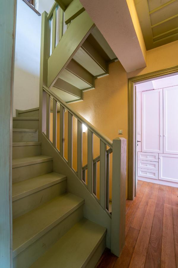 Villa Korfes: Three-Story Family Retreat Karpenisi Exterior photo